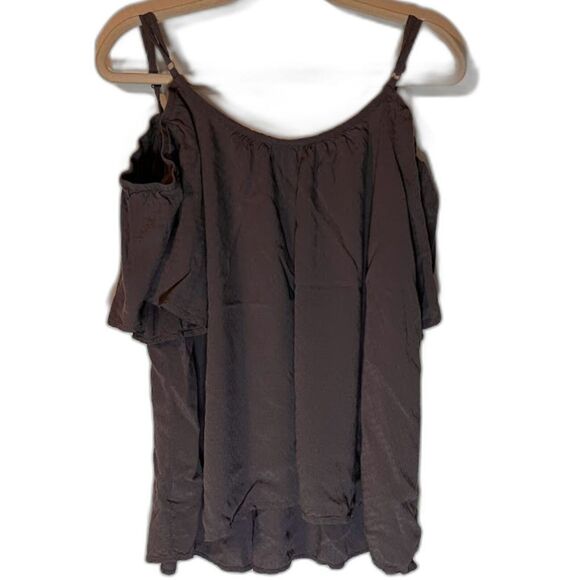 Torrid Blouse SZ 2X Gray Open Shoulder Short Sleeve Business Casual Bohochic - Picture 3 of 6